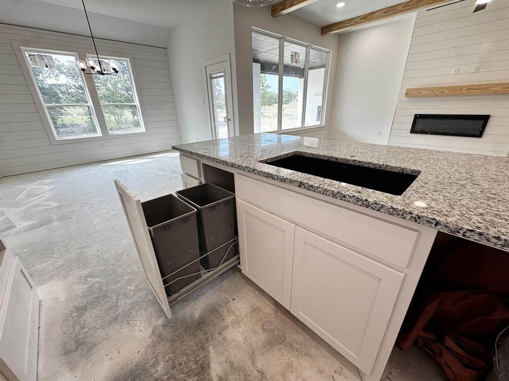 1098 Silver Sage Trail Property Photo 8