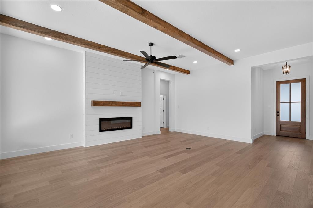 1098 Silver Sage Trail Property Photo 8