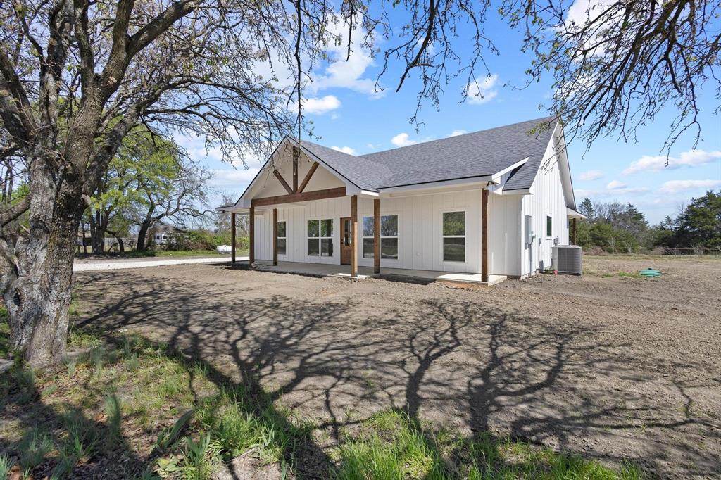 14419 Fm 1396 Property Photo 14