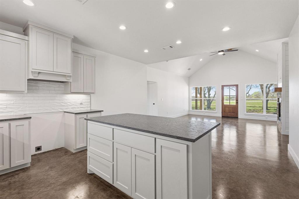 14419 Fm 1396 Property Photo 26