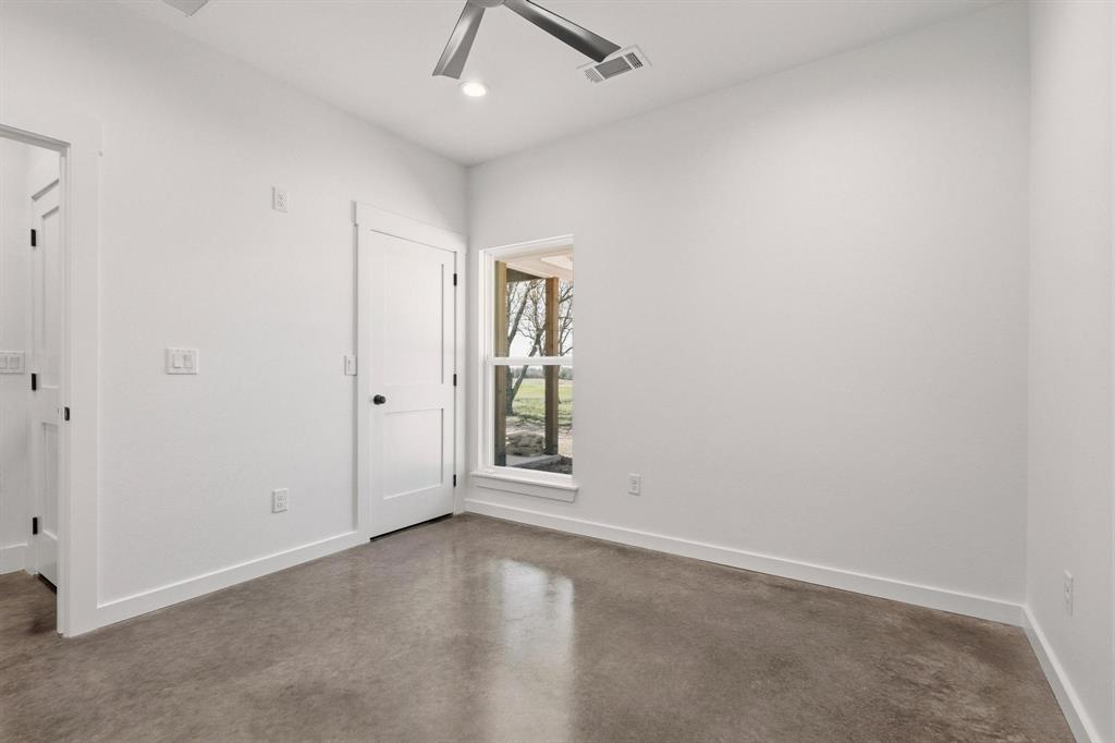 14419 Fm 1396 Property Photo 32
