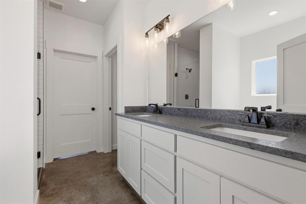 14419 Fm 1396 Property Photo 37