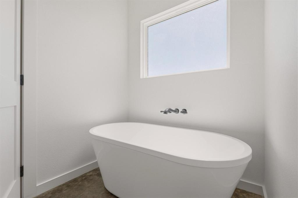 14419 Fm 1396 Property Photo 38