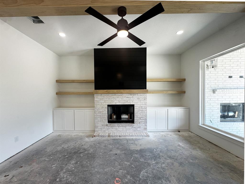 1102 Silver Sage Trail Property Photo 4