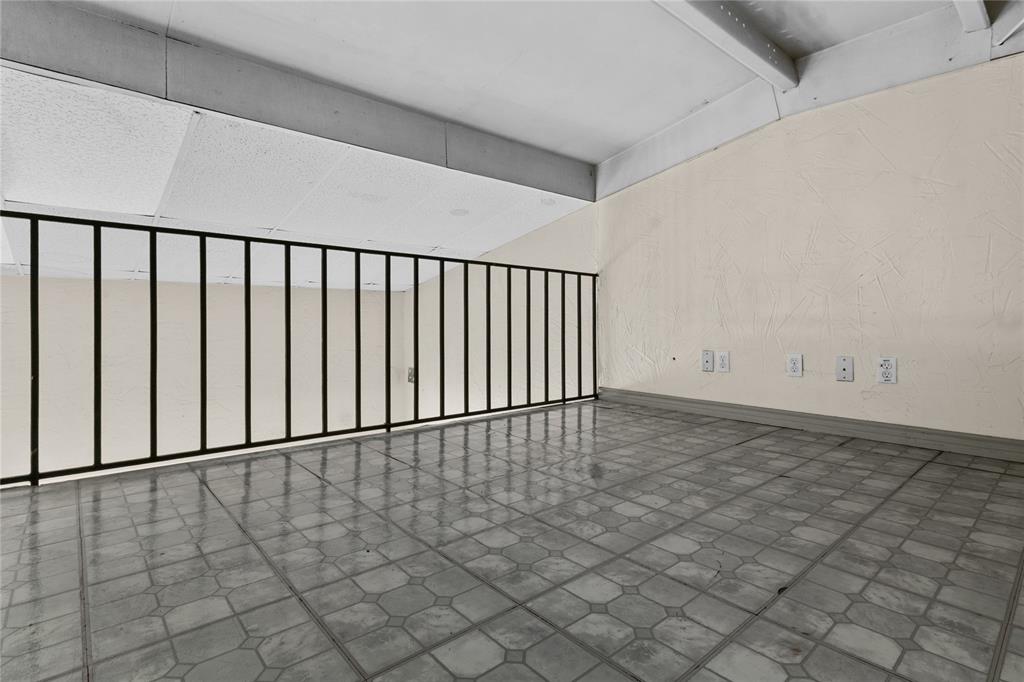 612 Poplar Street Property Photo 31