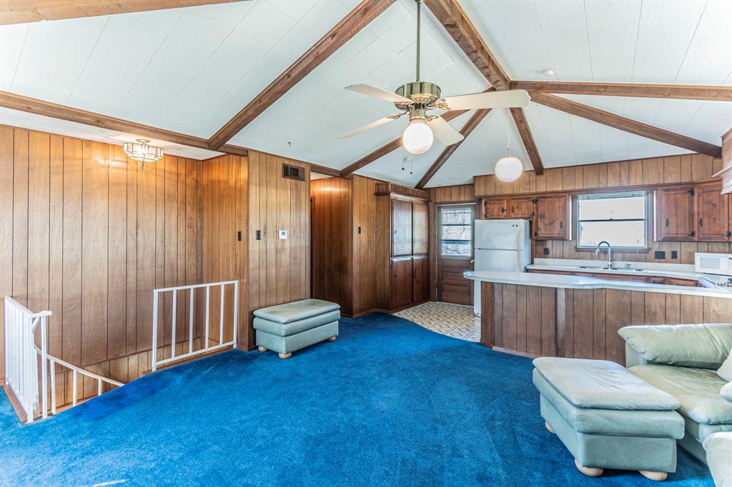 544 Rose Circle Property Photo 7