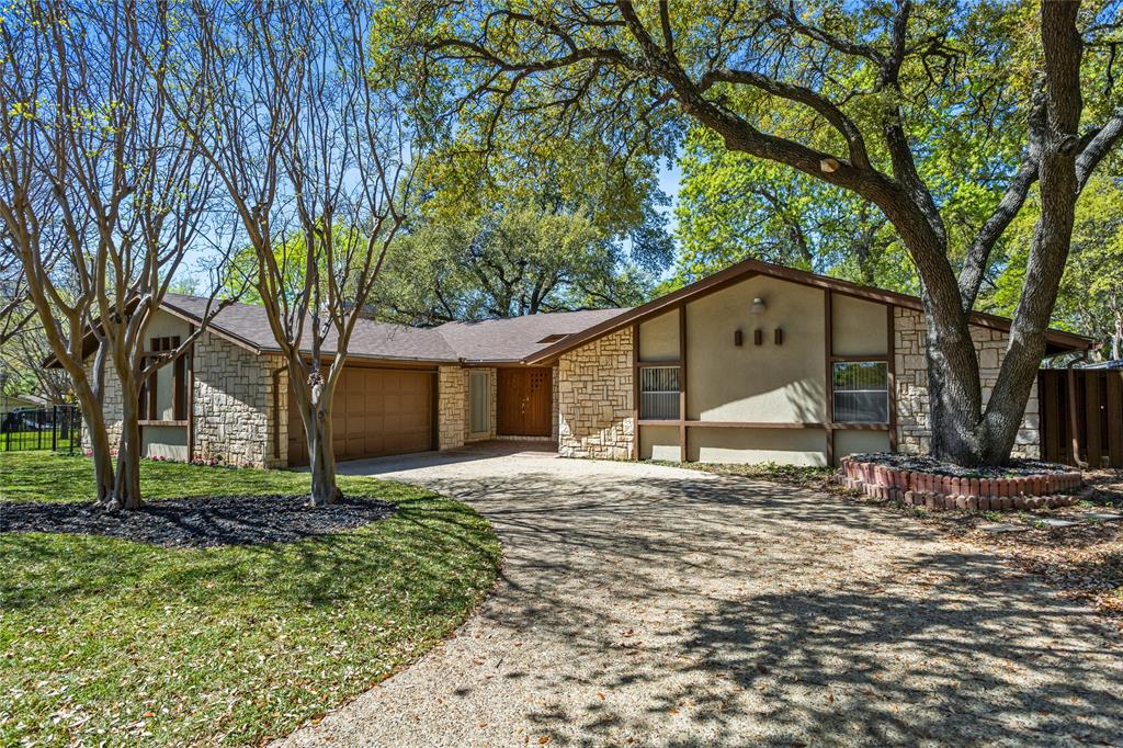 15721 Mapleview Circle Property Photo 1