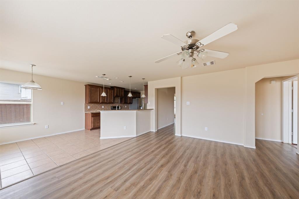 2022 Wellington Point Property Photo 11