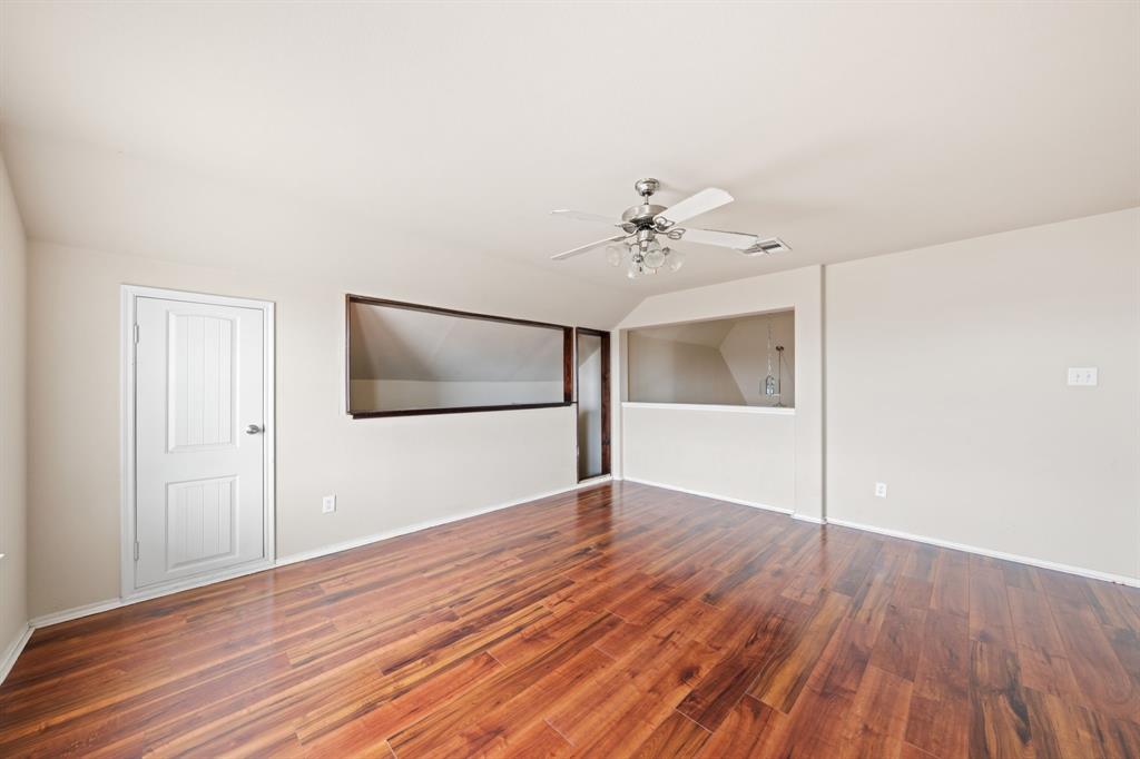 2022 Wellington Point Property Photo 17