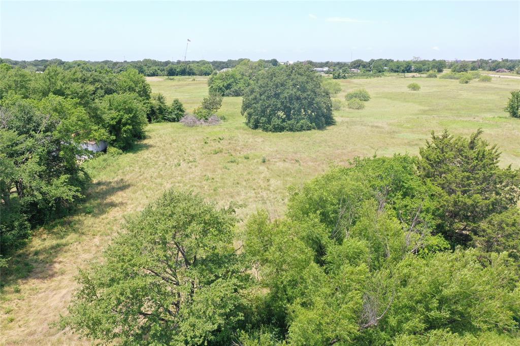 381 Paddock Drive C Property Photo 12