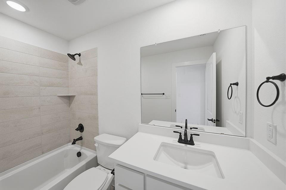 800 Isabel Street Property Photo 33