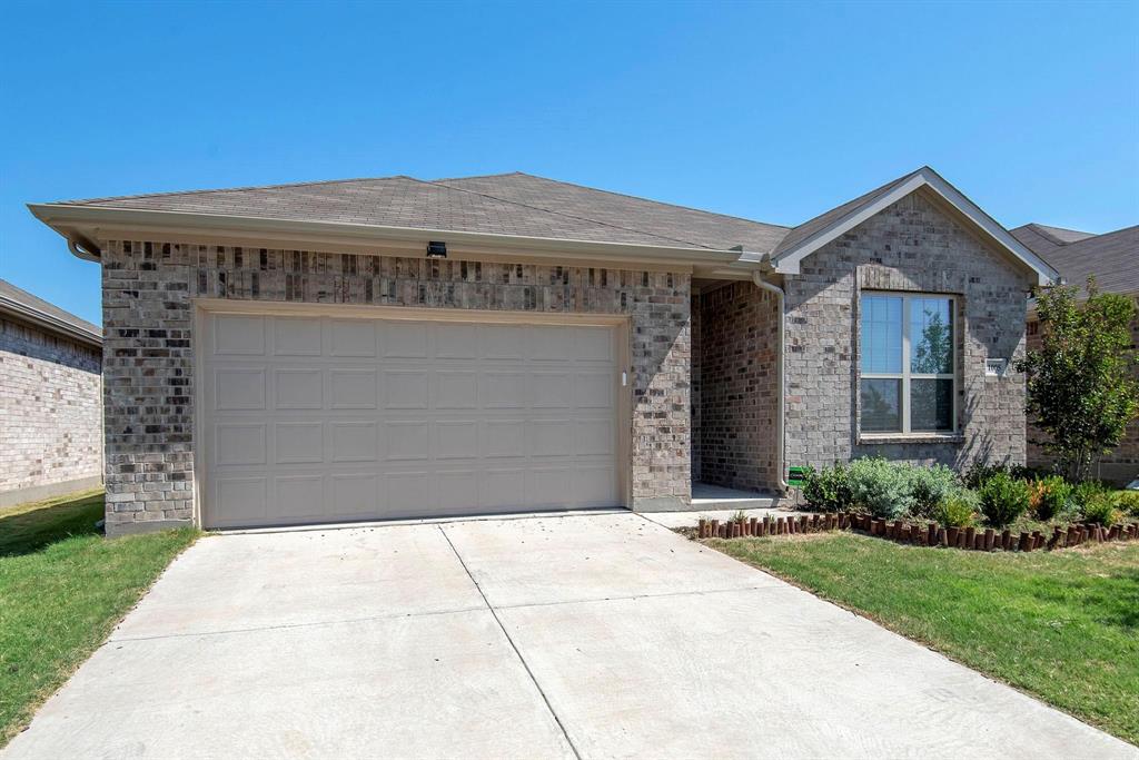 1005 Stanridge Lane Property Photo 2