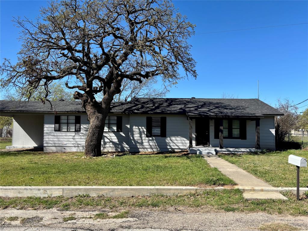607 Baylor Street Property Photo 1