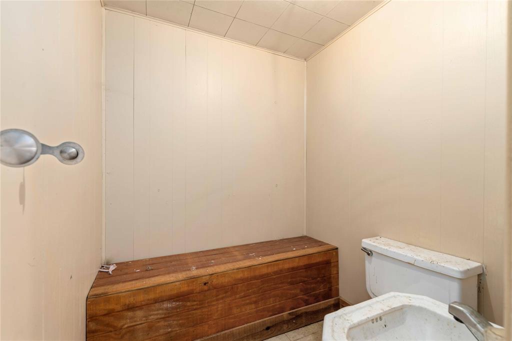 409 N Texas Street Property Photo 25