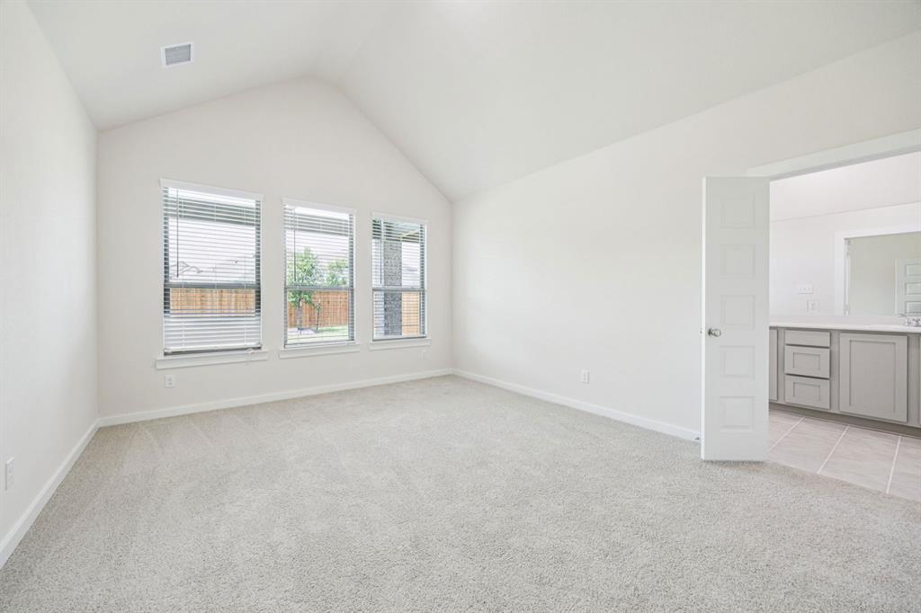 749 Lyft Lane Property Photo 15