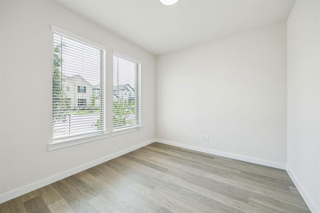 749 Lyft Lane Property Photo 19