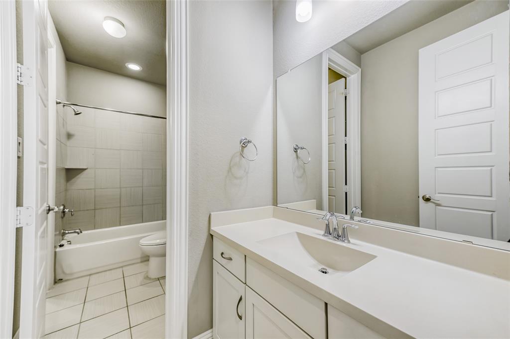 1121 7th Street Property Photo 23
