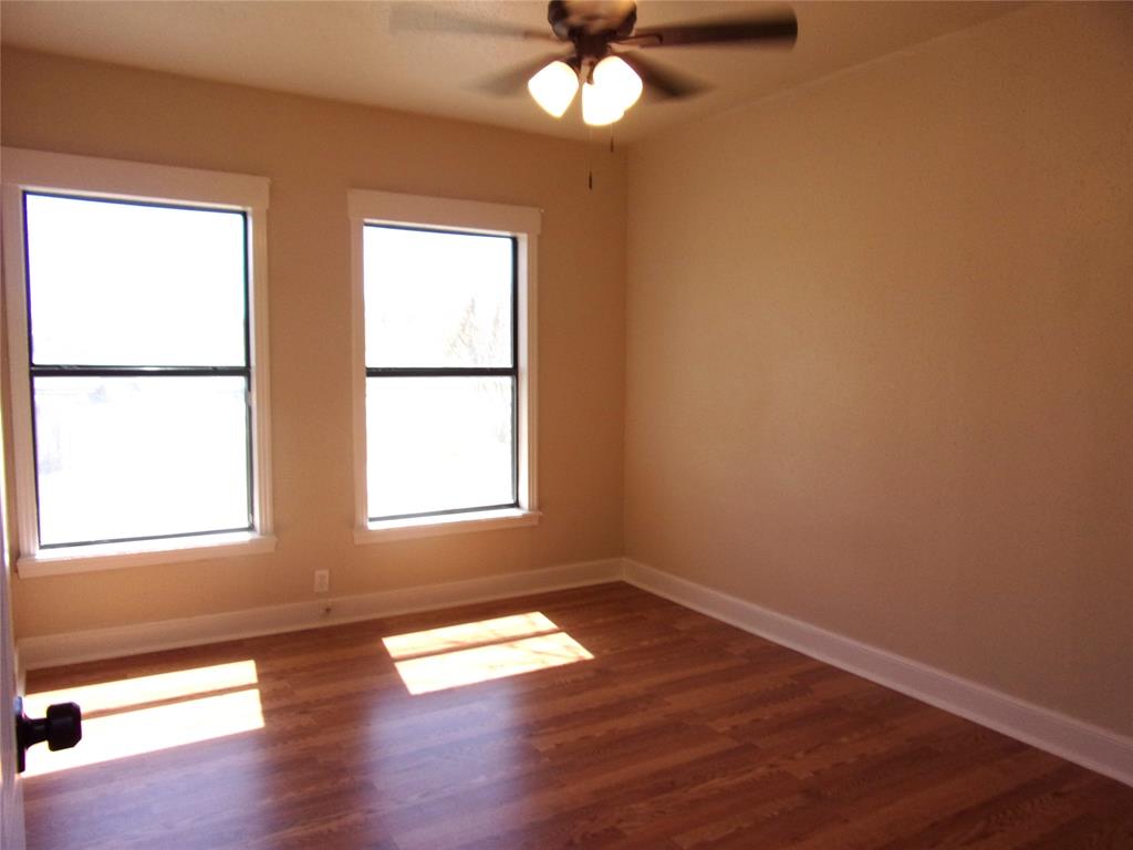 1902 W Dry Street Property Photo 9