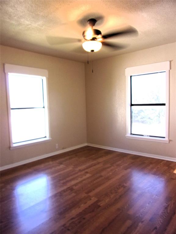 1902 W Dry Street Property Photo 10
