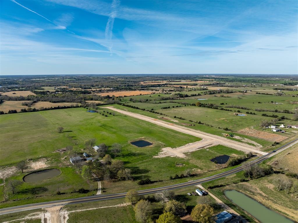 275 Private Road 33263 Property Photo 6