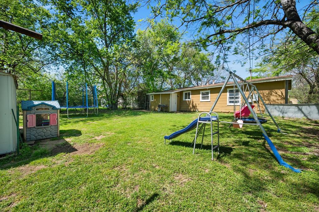 4036 Wiman Drive Property Photo 2