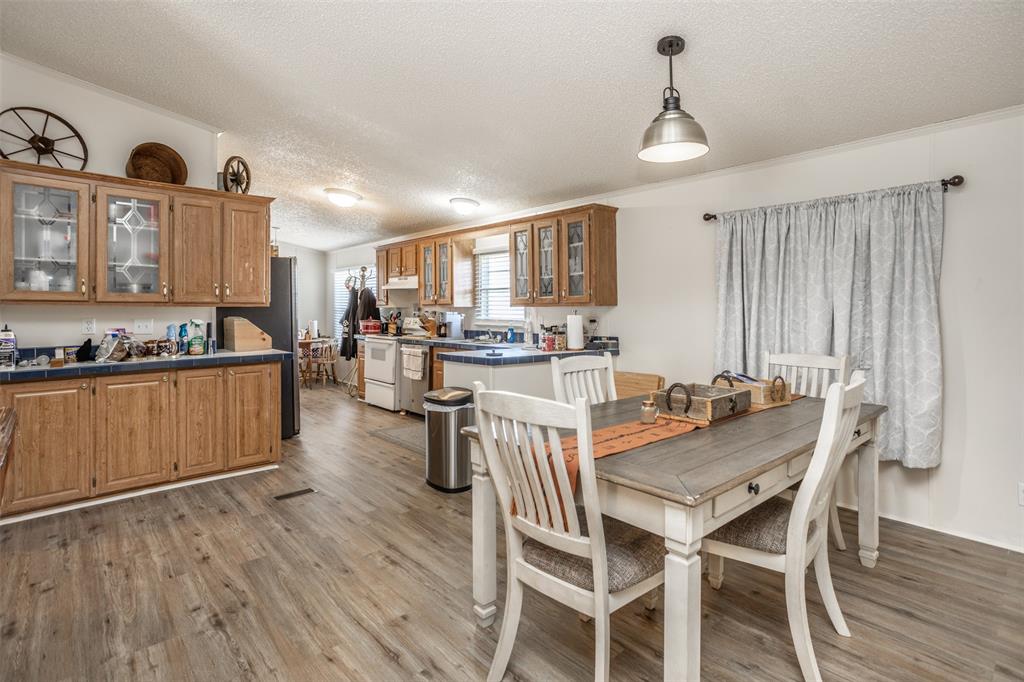 3511 S Interstate 35 Property Photo 27