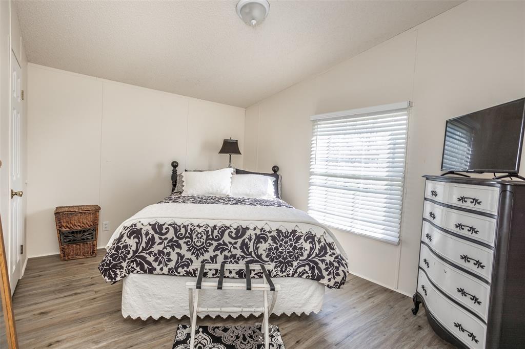 3511 S Interstate 35 Property Photo 36