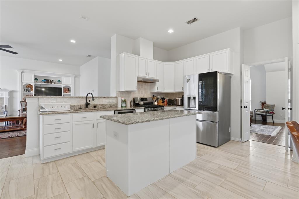 6809 Westover Property Photo 6