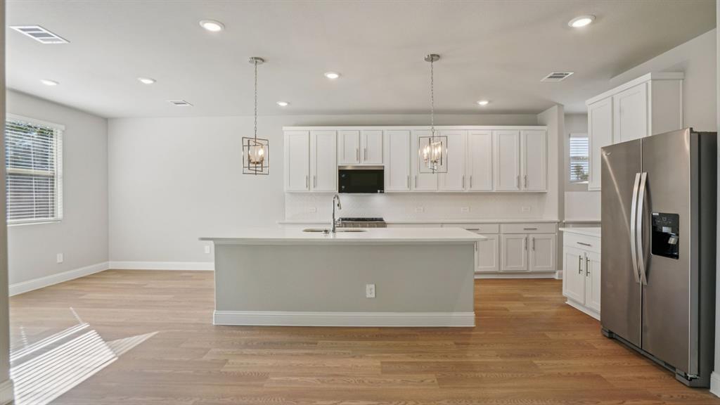 1410 Winters Way Property Photo 1
