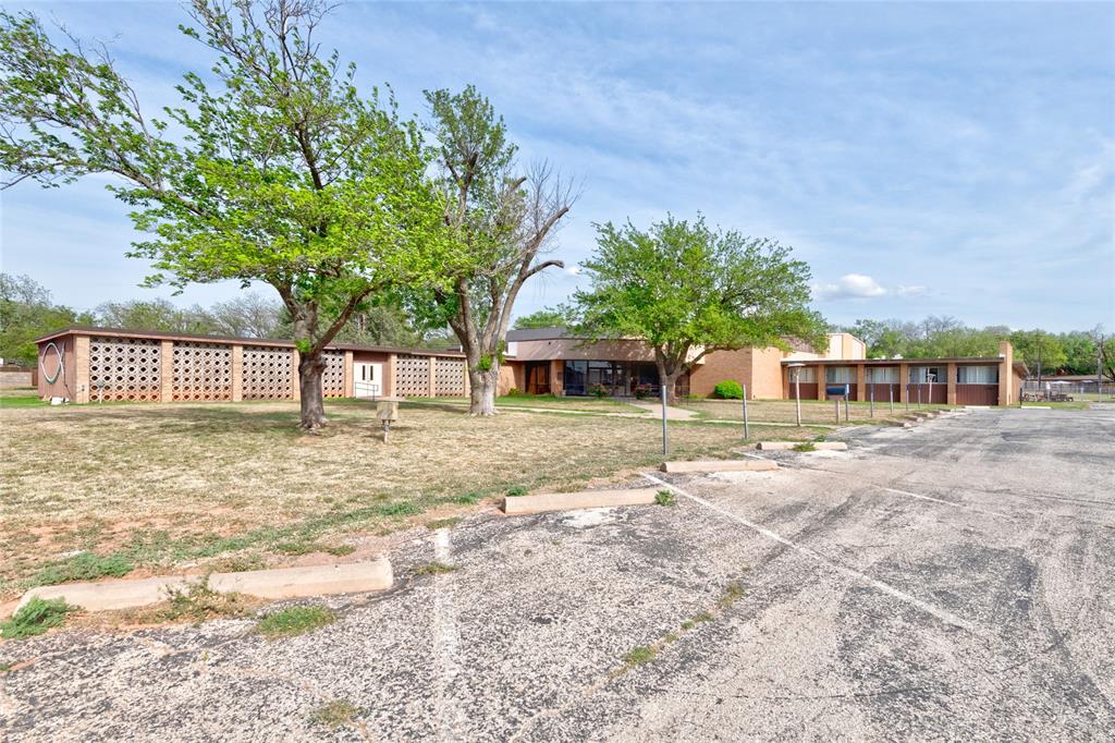 4515 S 14th Street Property Photo 2