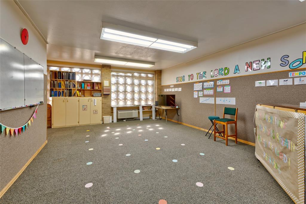 4515 S 14th Street Property Photo 12