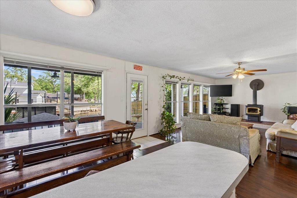 1529 Oak Shore Drive Property Photo 6