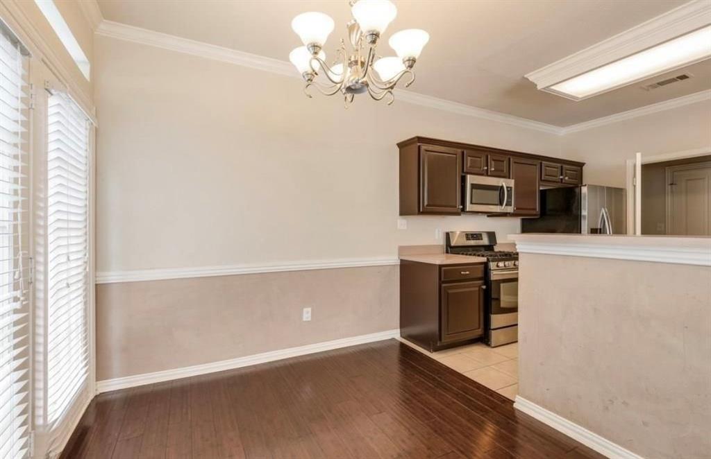 615 Regency Drive Property Photo 3