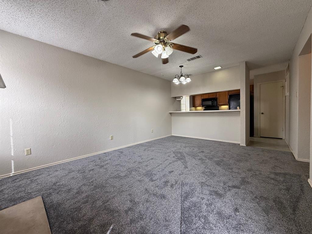 1723 Crest Grove Drive 120b Property Photo 3