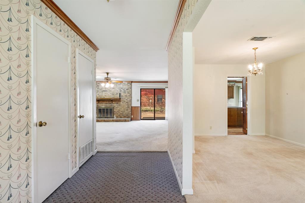 695 20th Street Property Photo 9