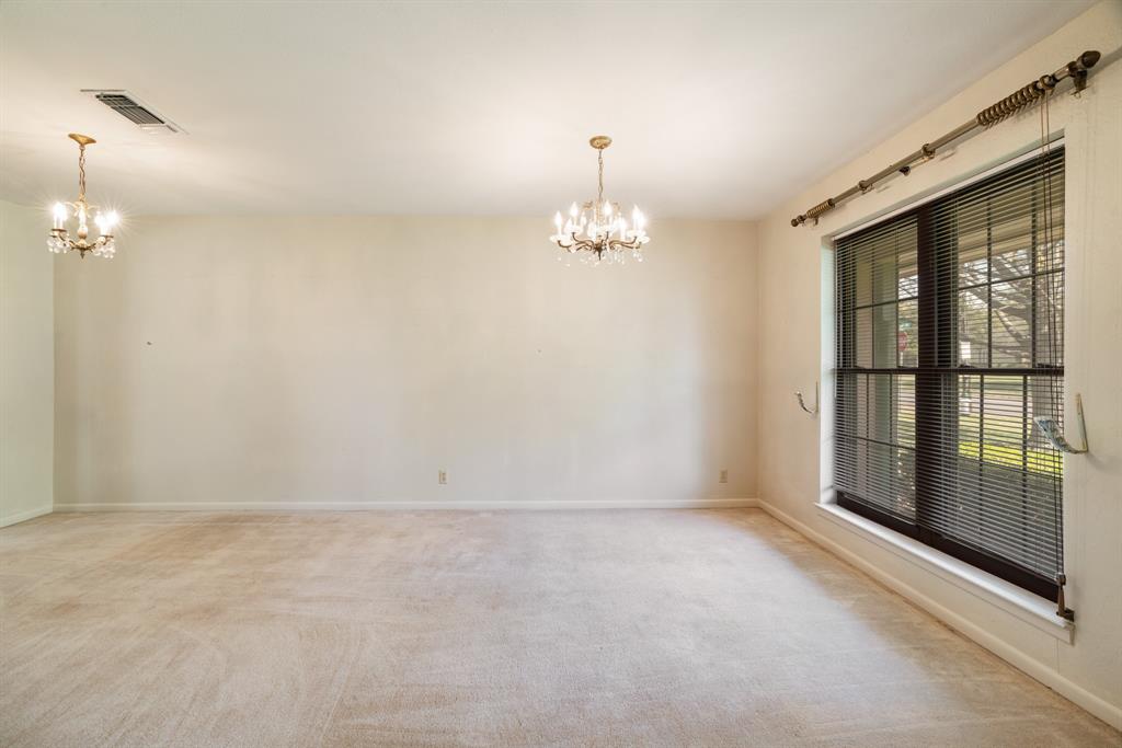 695 20th Street Property Photo 11