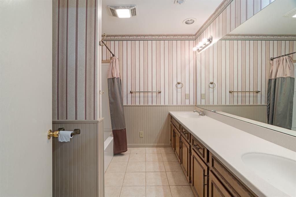 695 20th Street Property Photo 13