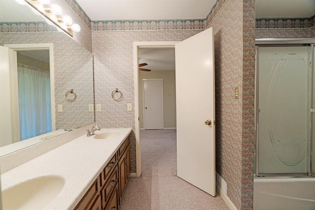 695 20th Street Property Photo 15