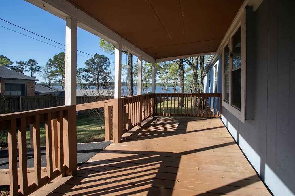 2781 Lake Breeze Drive Property Photo 17