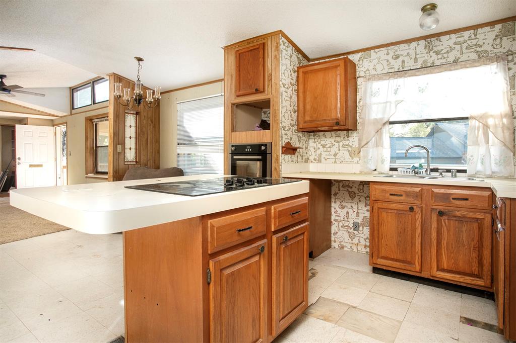 2781 Lake Breeze Drive Property Photo 31