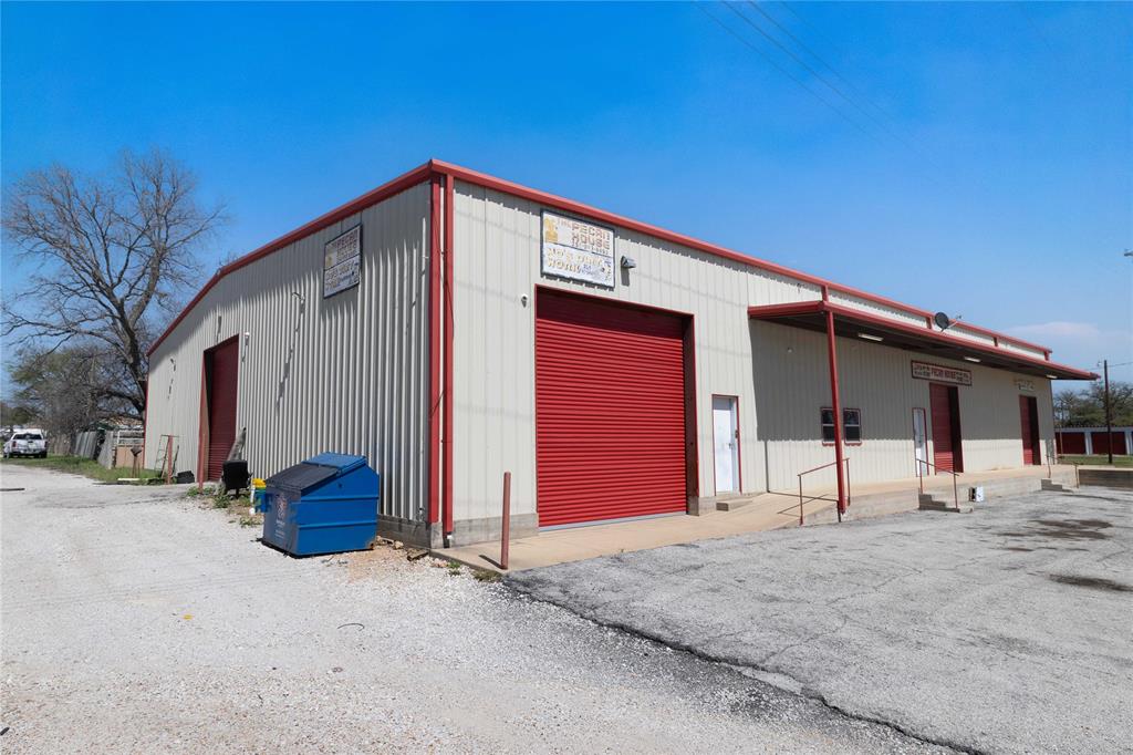 117 E. Bivar Property Photo 1