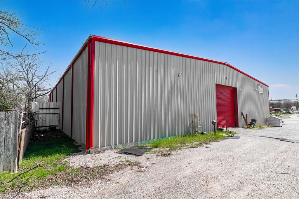 117 E. Bivar Property Photo 9