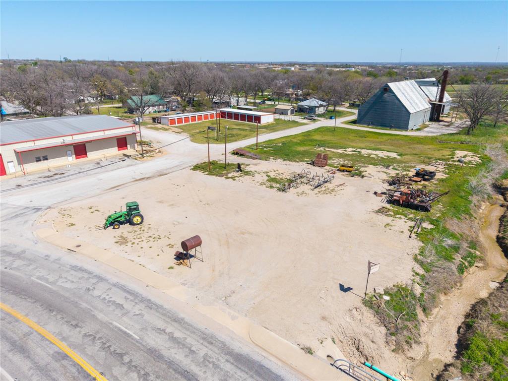 117 E. Bivar Property Photo 14