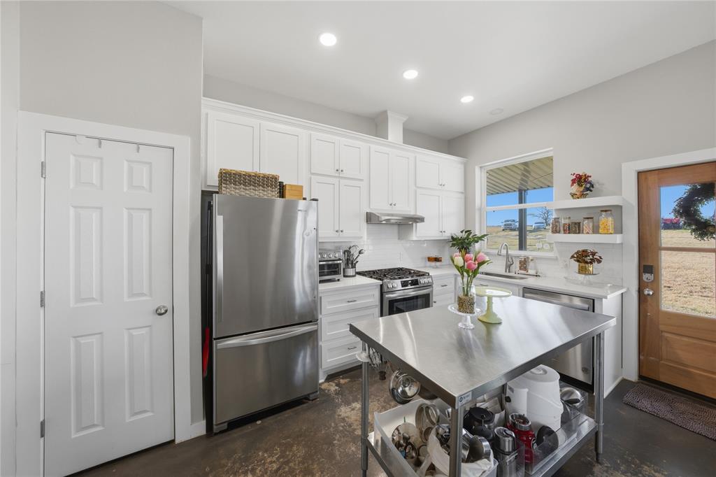 7335 Cr 4710 Property Photo 5