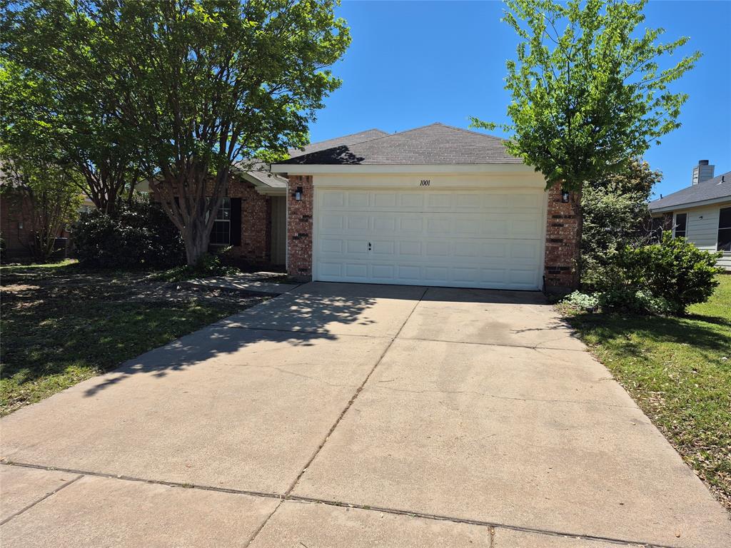 1001 Rock Springs Drive Property Photo 1
