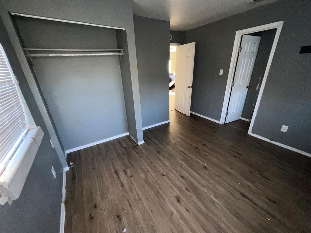 4509 Sandage Avenue Property Photo 31