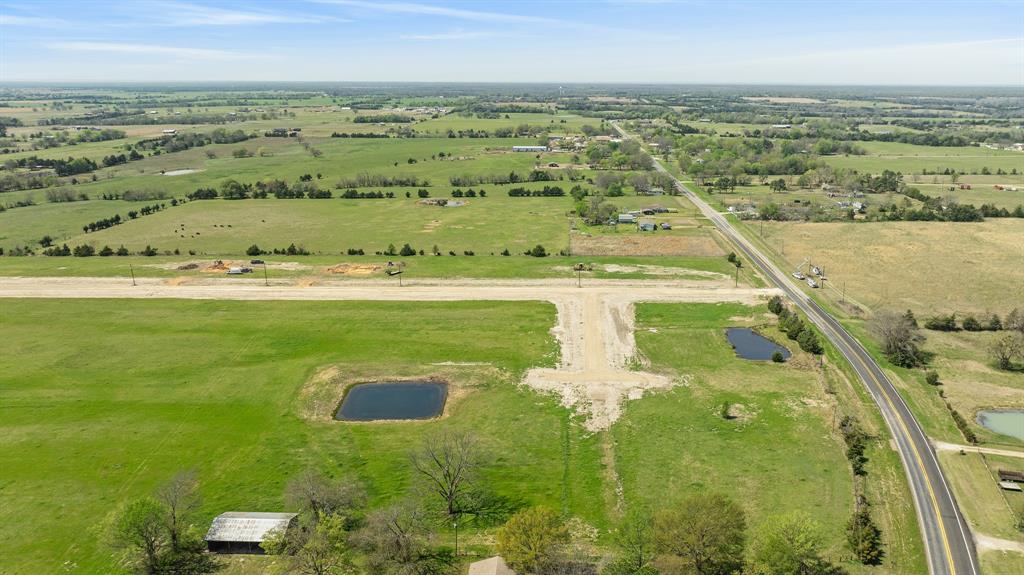 28 Private Road 33263 Property Photo 10