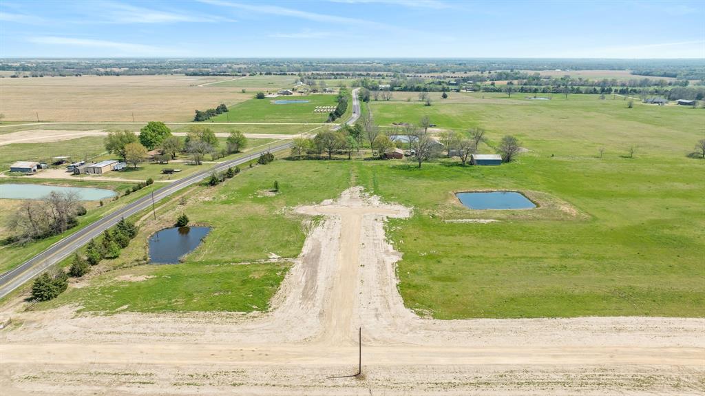 28 Private Road 33263 Property Photo 12