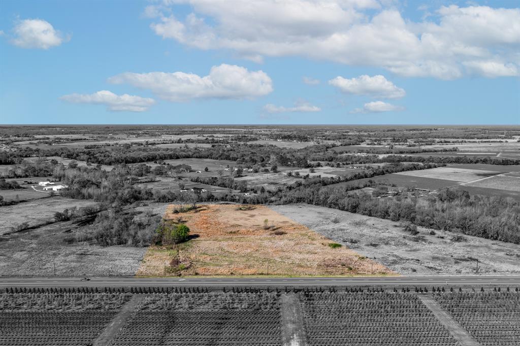 0 Tx-19 Property Photo 3