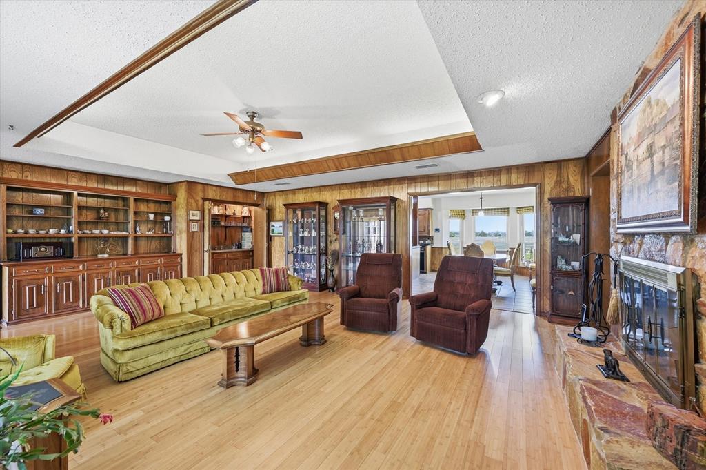 12099 Cr 1028 Property Photo 9